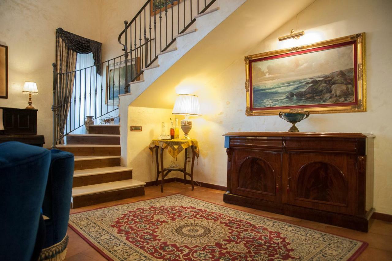 פויג'ה Residenza D'Oria B&B מראה חיצוני תמונה