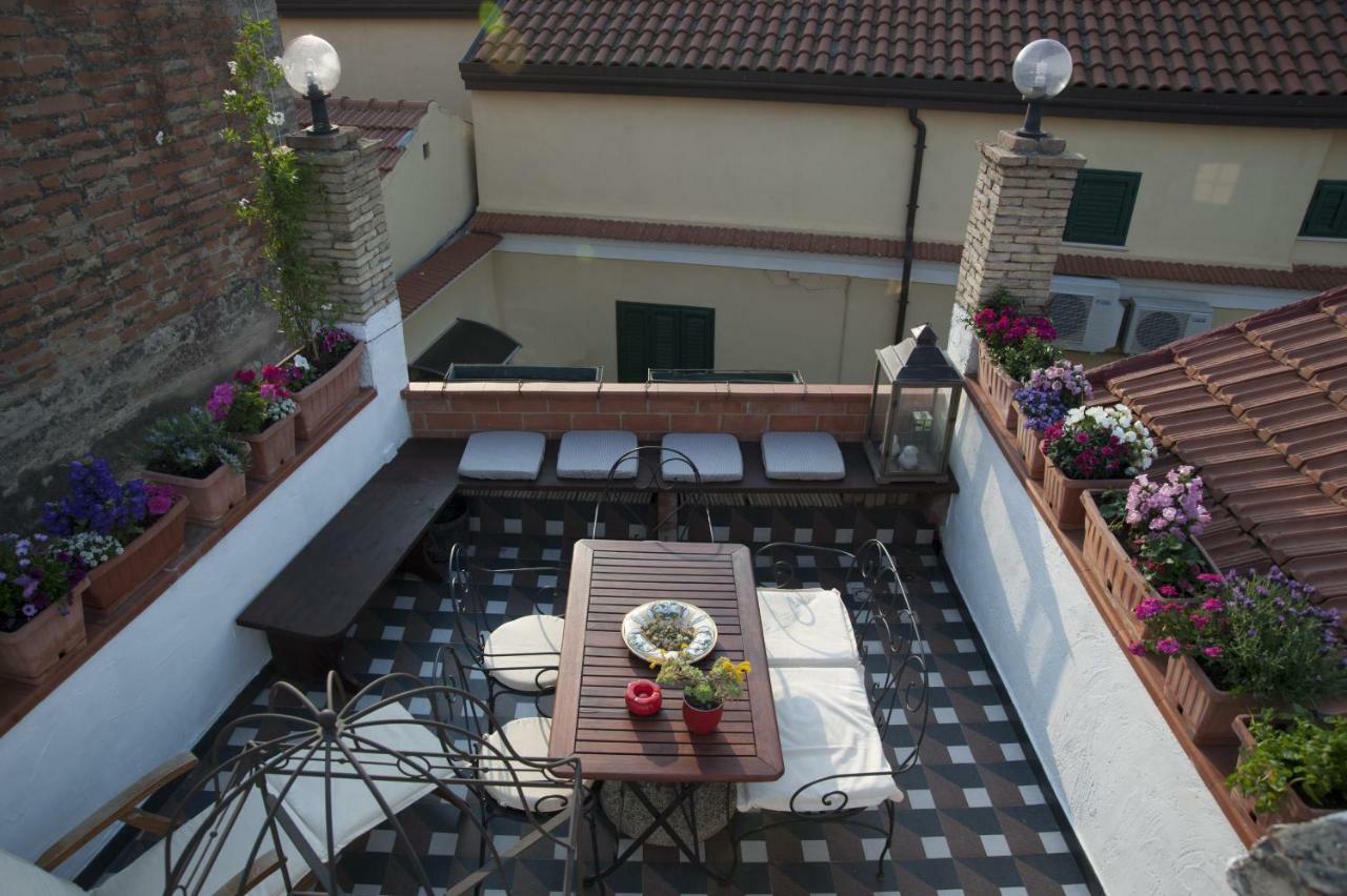 פויג'ה Residenza D'Oria B&B מראה חיצוני תמונה